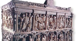 Sarcófago palecristiano con escenas bíblicas (Roma, siglo IV d. C.)