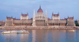 Здание венгерского парламента