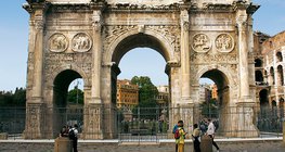 Arco del emperador Constantino en Roma
