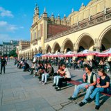 Суконные ряды – здание в центре площади Рынок в Кракове