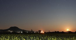 Останцы в лунном свете