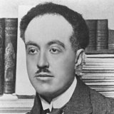 Луи де Бройль (1892–1987), французский физик-теоретик