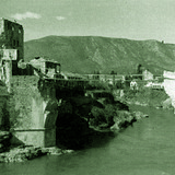El Puente Viejo de Mostar demolido, Bosnia y Herzegovina