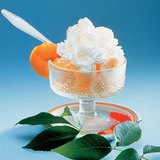 Beker fruit met slagroom