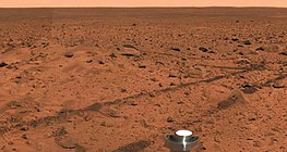 Бесплодная поверхность Марса на снимке марсохода «Спирит»