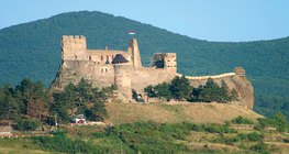 Замок Болдогкё (Венгрия)