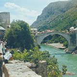 El famoso Puente Viejo de Mostar, Bosnia y Herzegovina