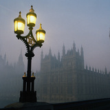 Tòa nhà Quốc hội trong sương mù, London