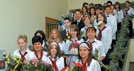 Выпускники на последнем звонке