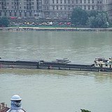 Баржа на реке Дунай
