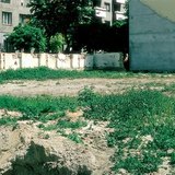 Заброшенная территория в городе