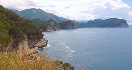 黑山海岸线