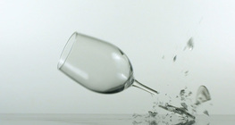 Romper un vaso