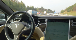 Tesla en tráfico
