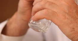 检测二氧化碳与石灰水的反应